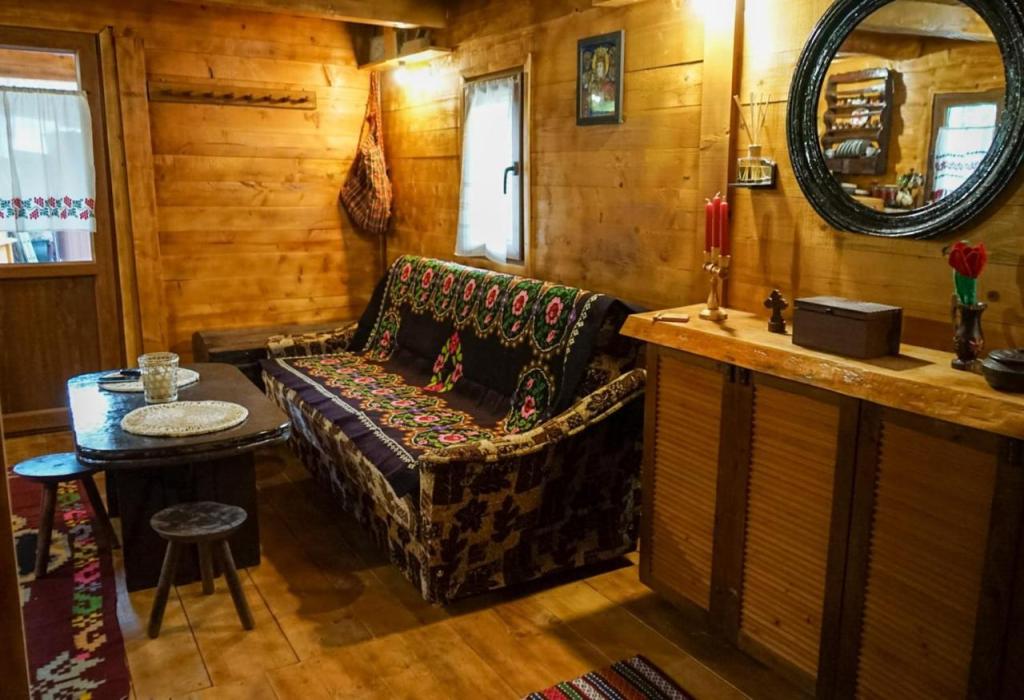 Cabana Staier booking