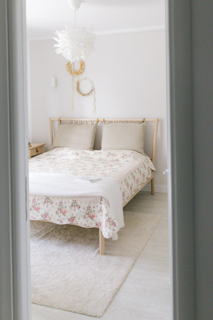 dormitor apartament Piatra Neamț