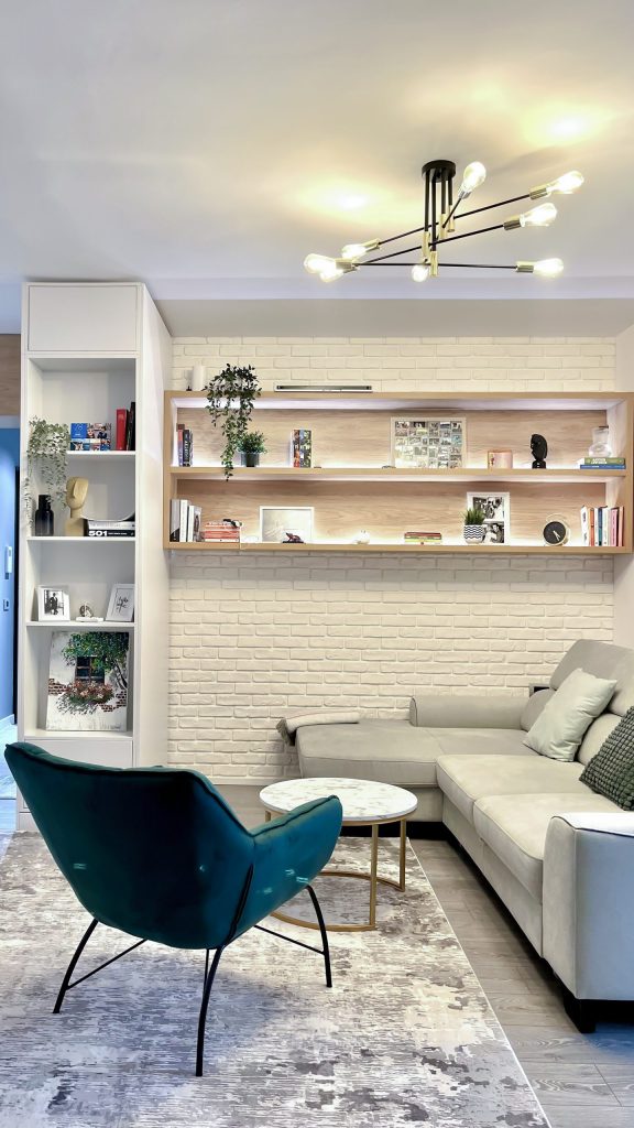 recompartimentare apartament cărămidă aparentă