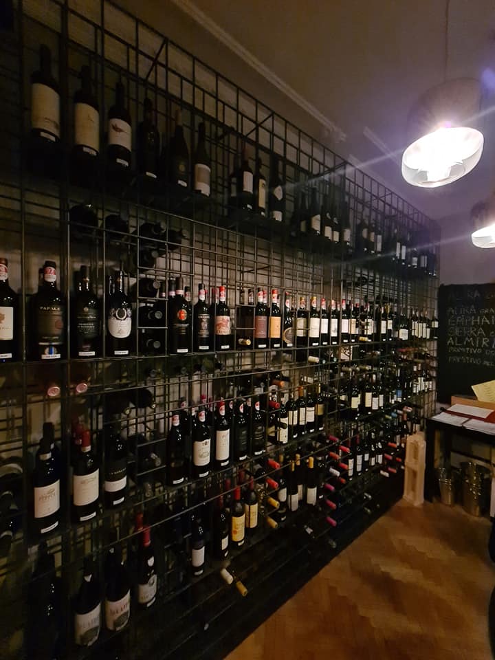 Lovin' Winebar & Bistro