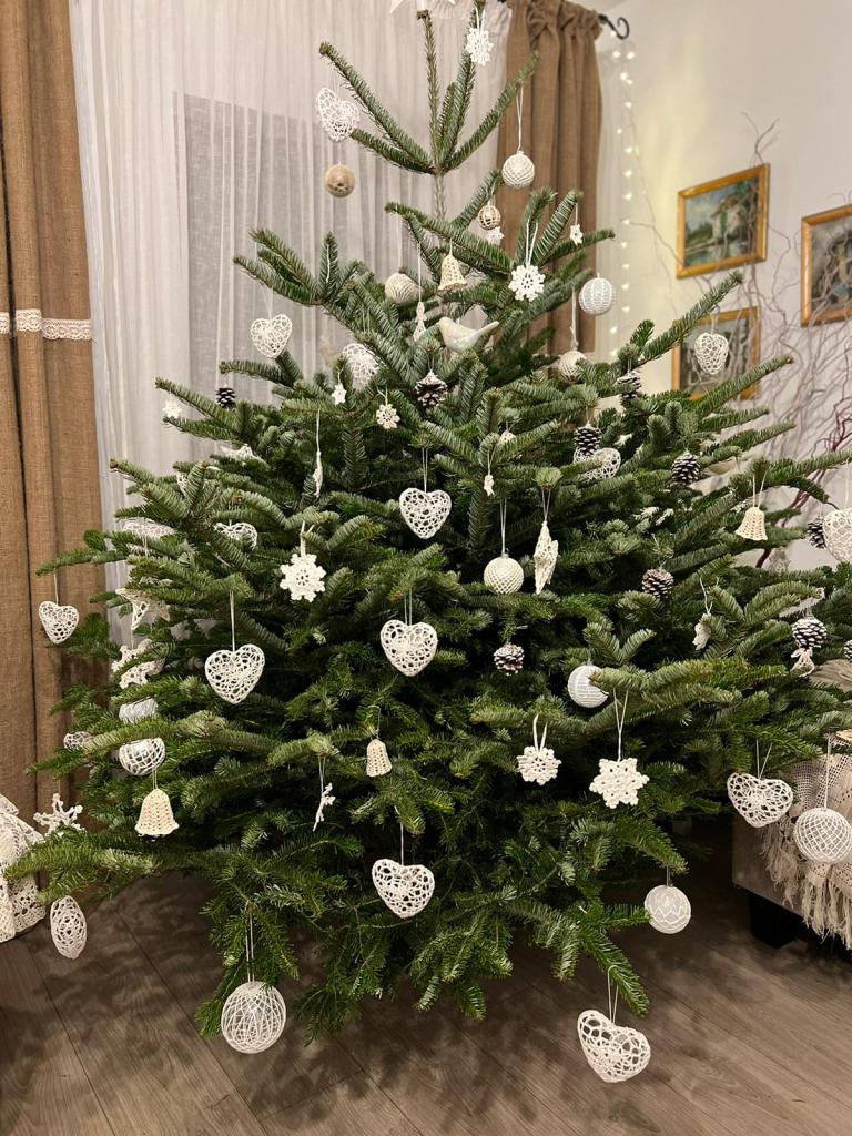 Adriana s-a implicat la partea de inisaje, cromatică și decorațiuni