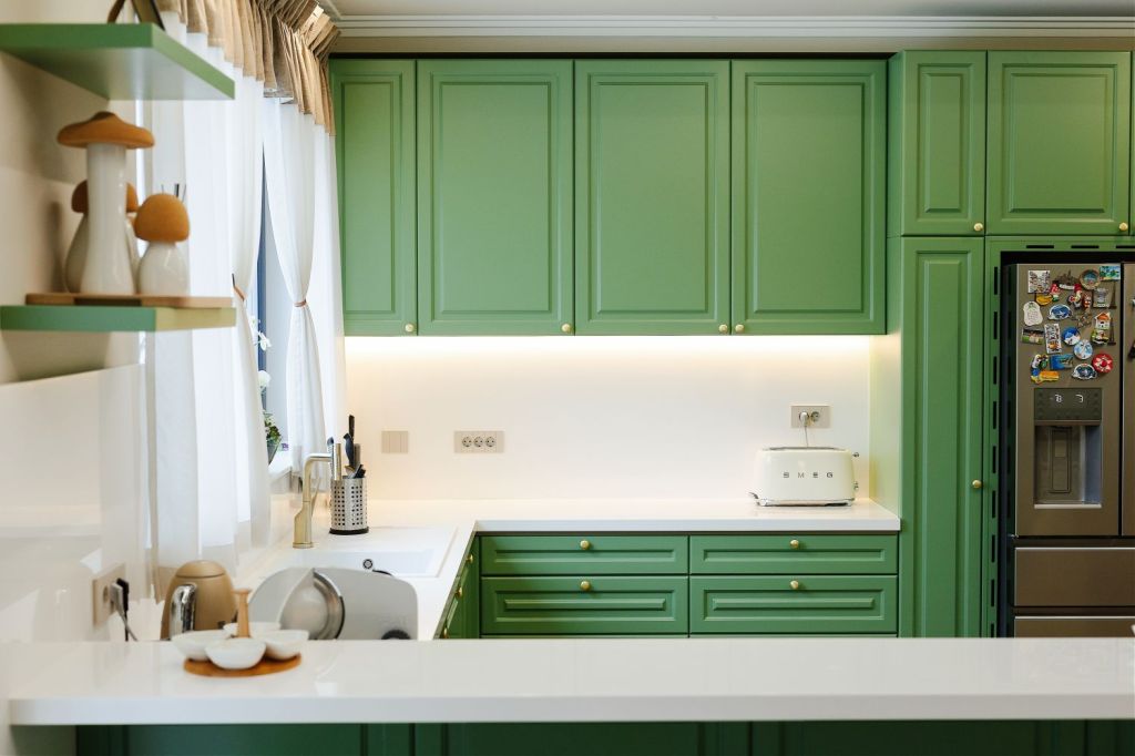 amenajare bucatarie verde simplo