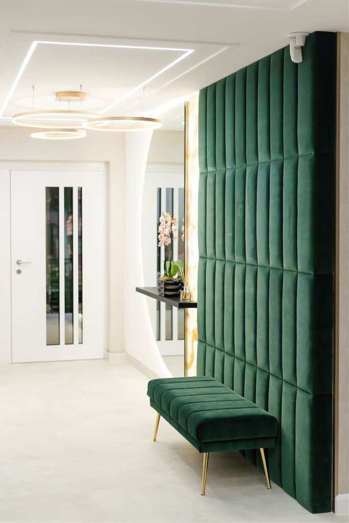 amenajare hol banca verde