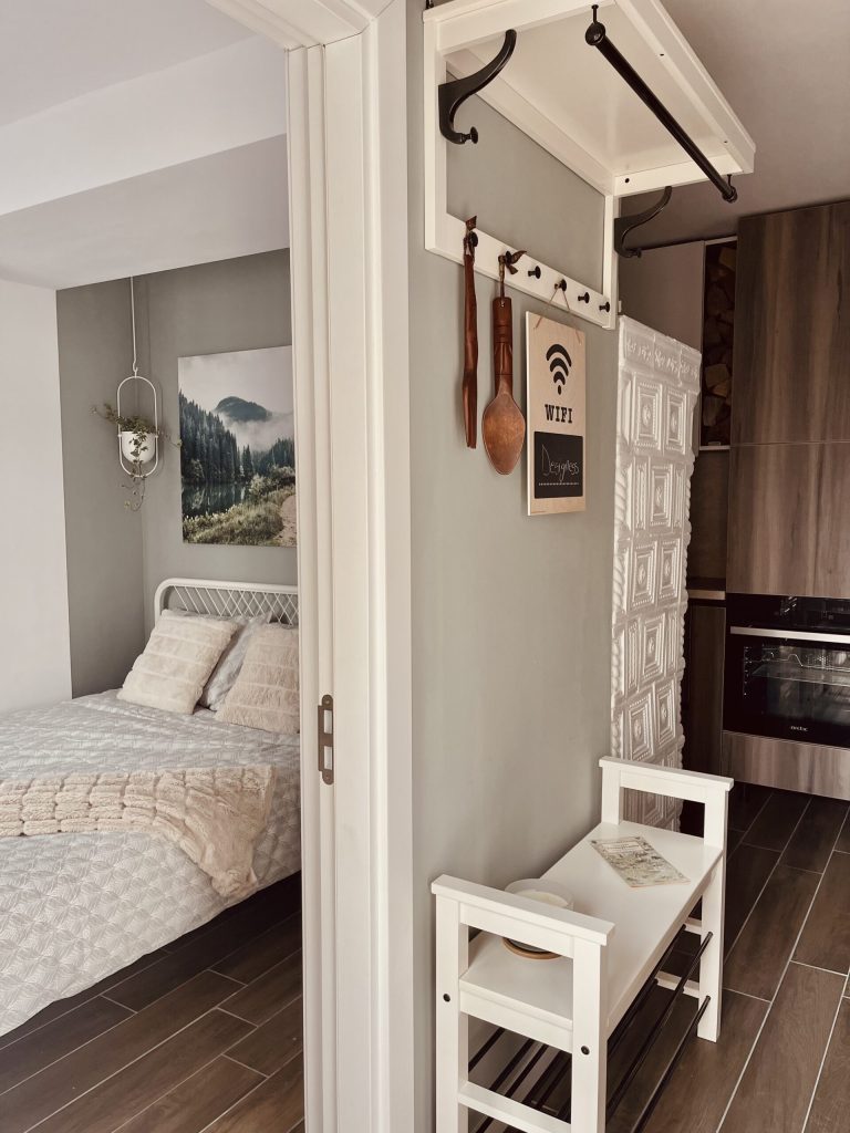 apartament de închiriat intrare