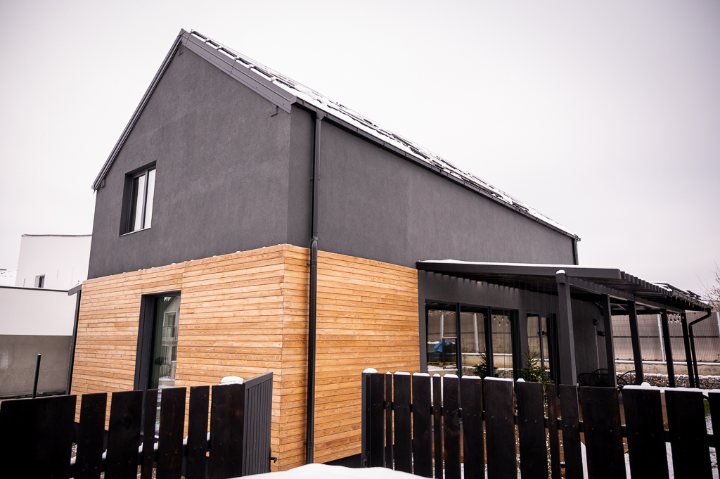 Cuplul și-a construit o casă în stil scandinav