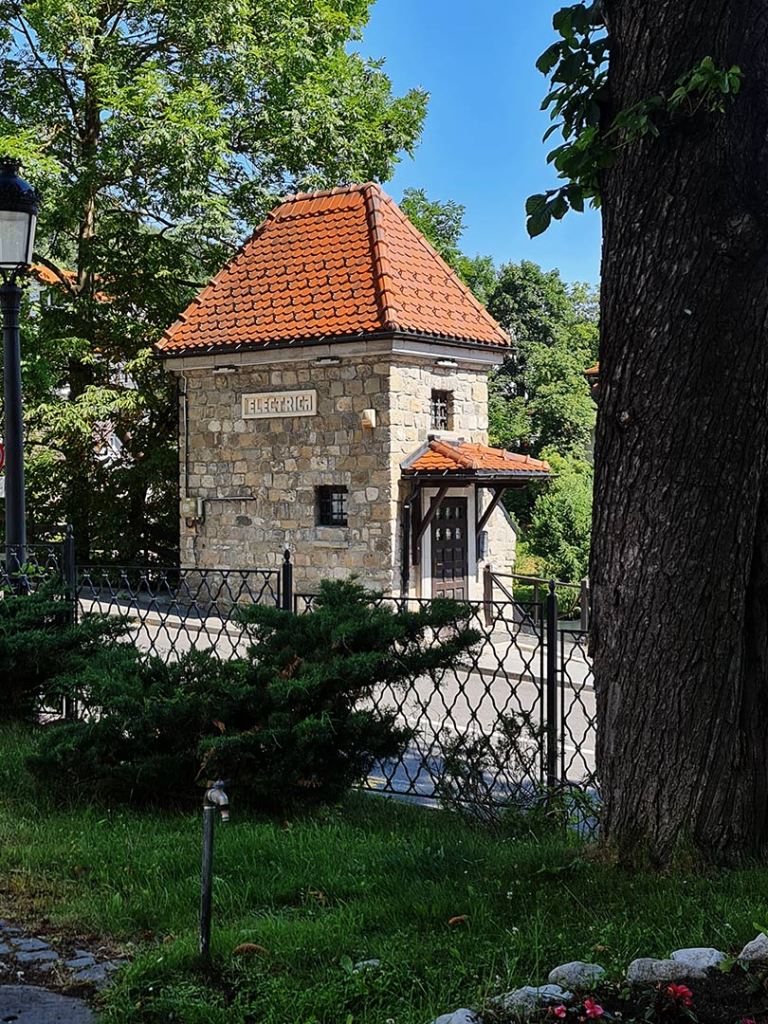 Tiny T5 FOTO: LAMA arhitectura