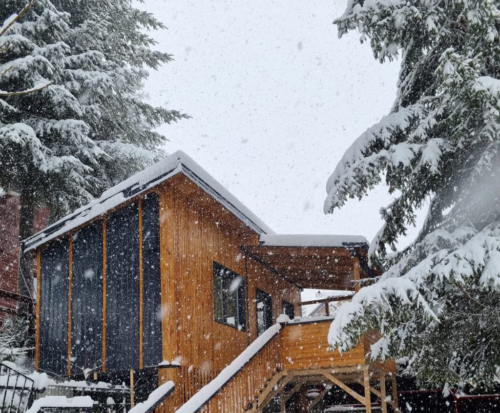 Terasa din tiny are ceva special