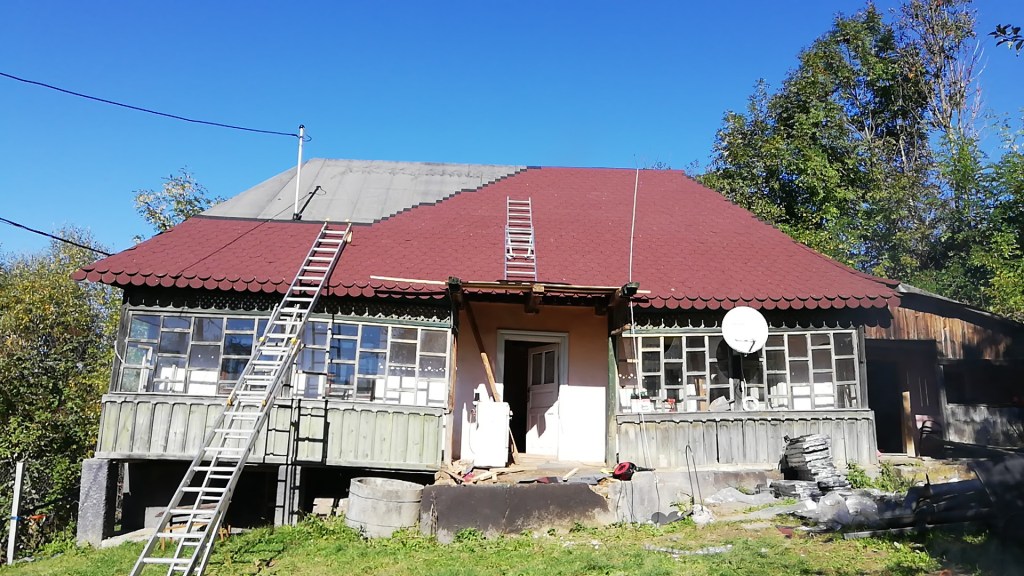 Cum arăta casa înainte și în proces de renovare