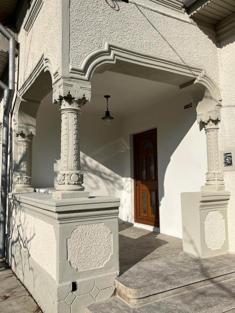 Liliana și-a dorit foarte tare să renoveze o casă veche