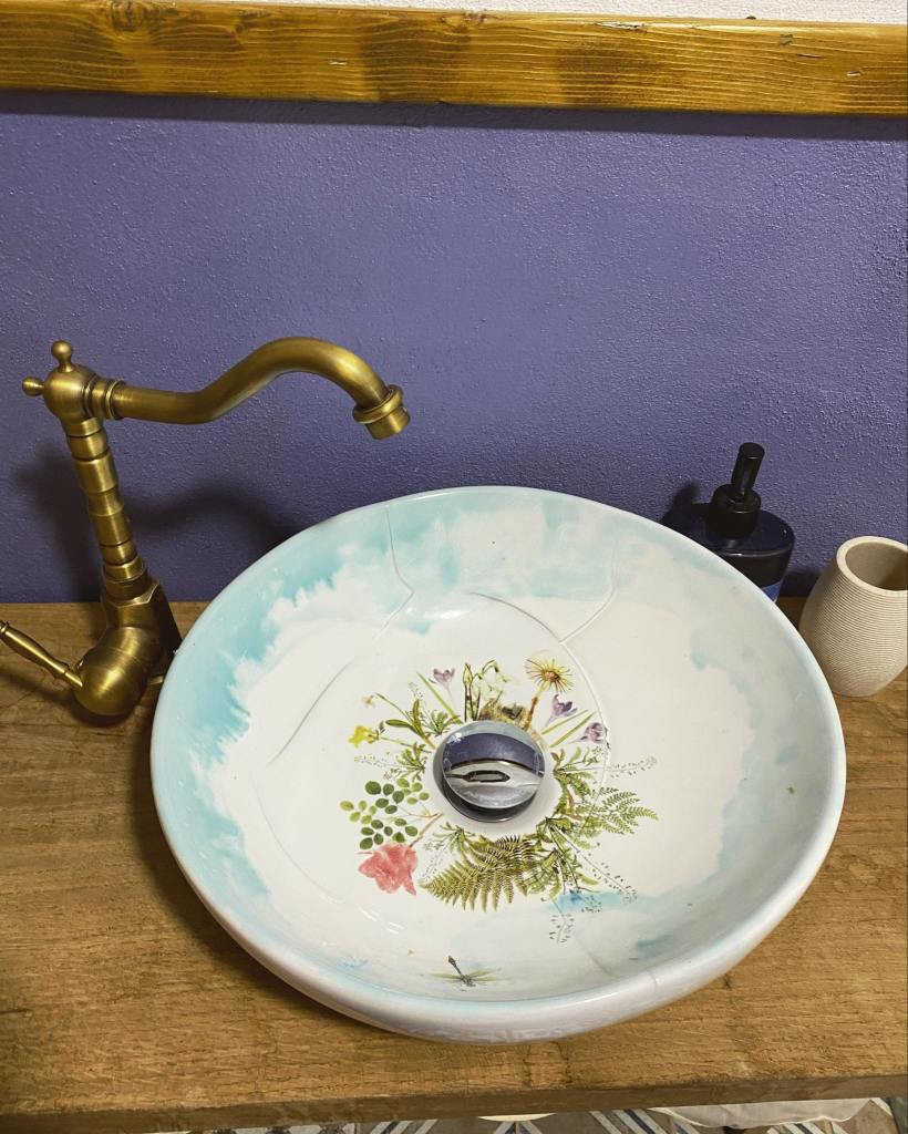 Design-ul îmbină elementele moderne cu cele tradiționale