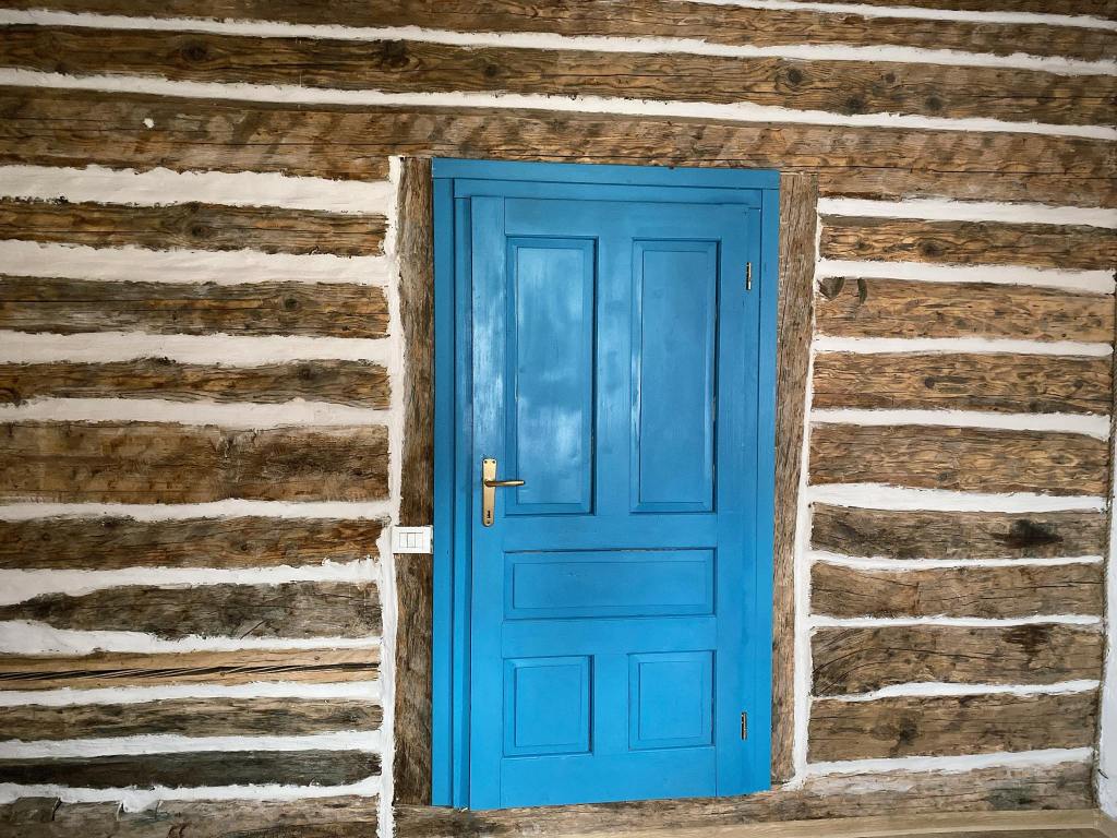 Ioana spune că spațiul nu e gata 100% și mai au de finalizat câteva detalii