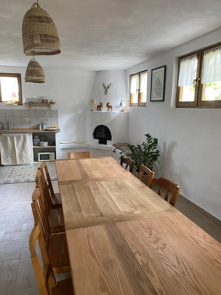 Ioana spune că spațiul nu e gata 100% și mai au de finalizat câteva detalii