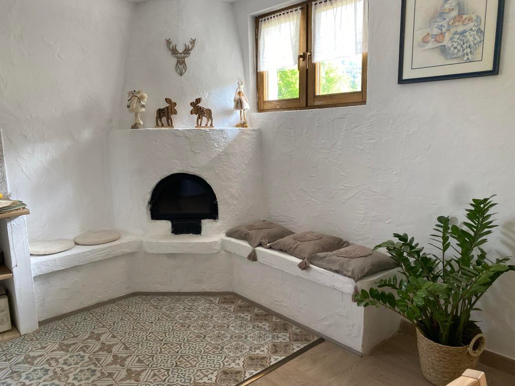 Ioana spune că spațiul nu e gata 100% și mai au de finalizat câteva detalii