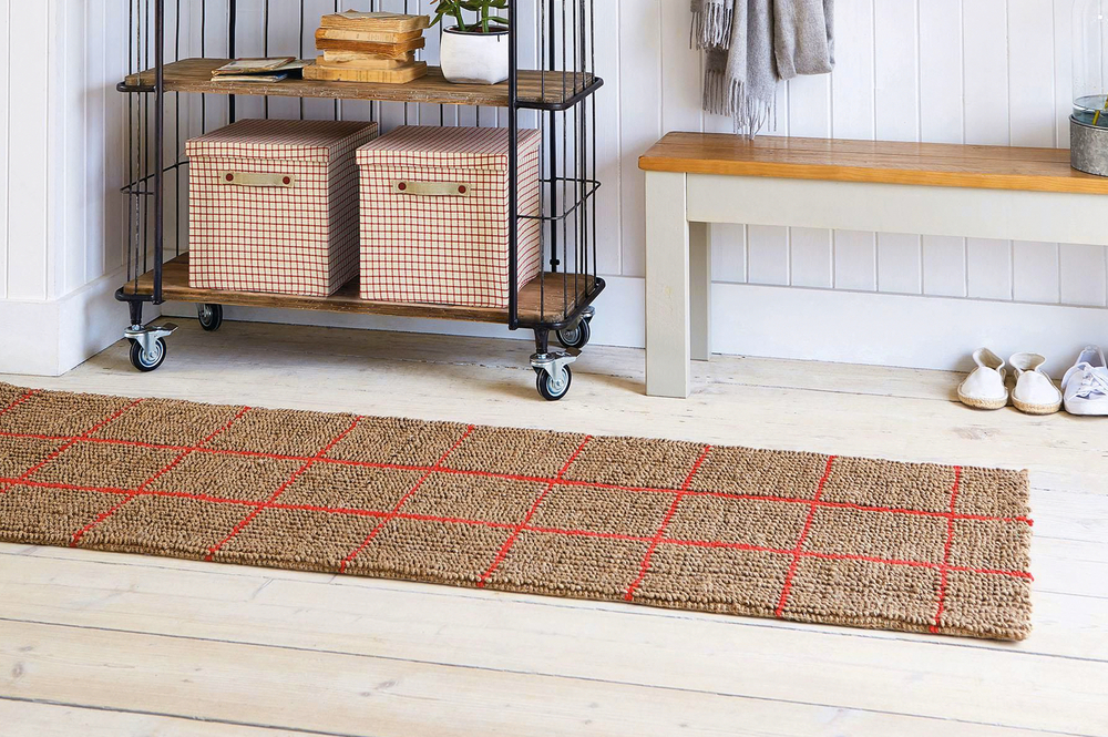 amenajare hol intrare cu covor