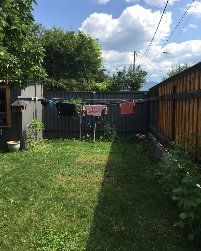 Au terminat construcția în 2019, și tot atunci s-au și mutat în ea.