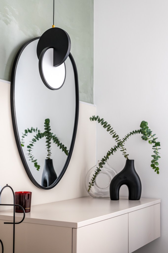 apartament București dormitor