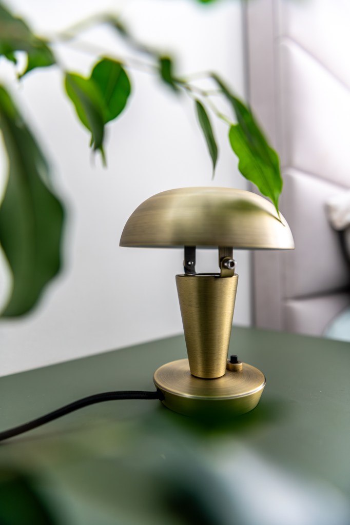 apartament București veioză