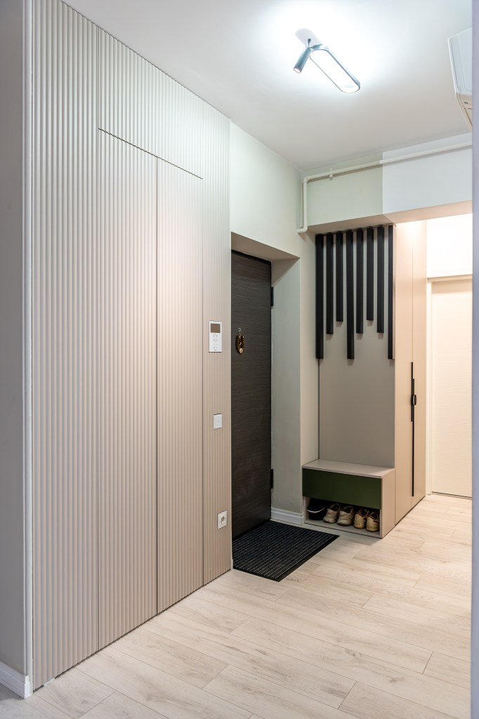 idei de depozitare pe hol dressing fronturi riflaj fara manere