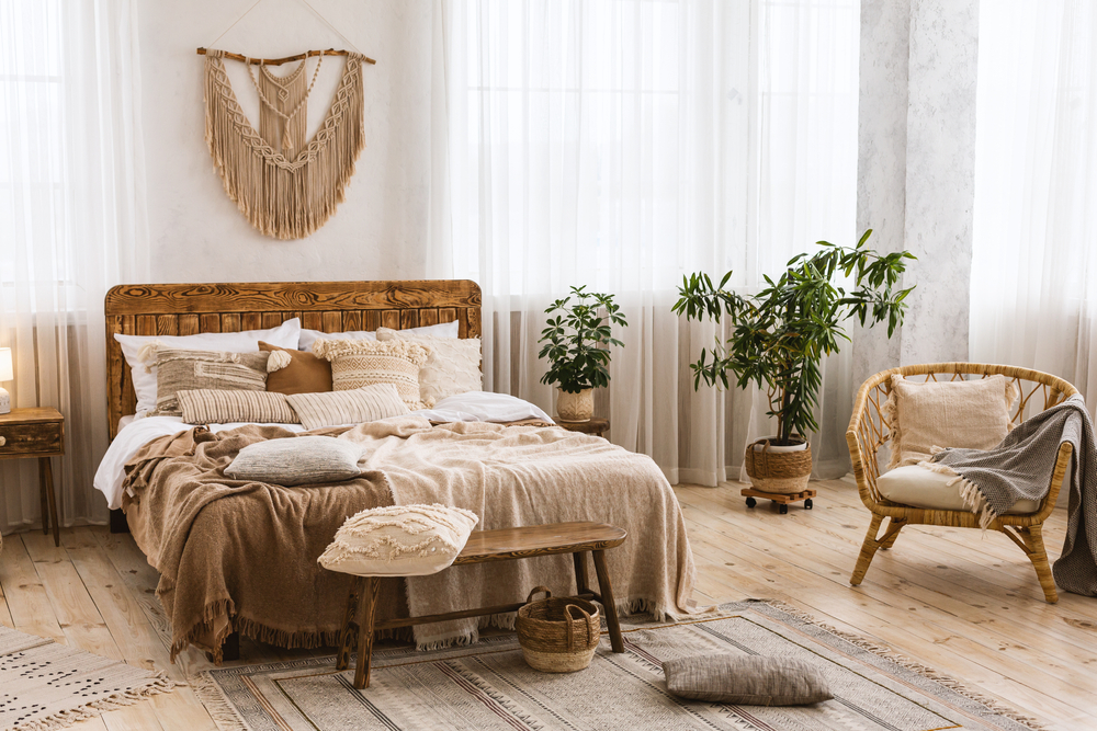 dormitor amenajare in stil rustic