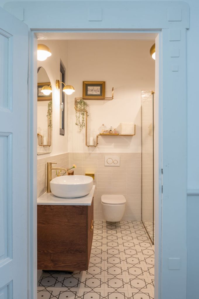 amenajare baie mare apartament palatul neptun 3