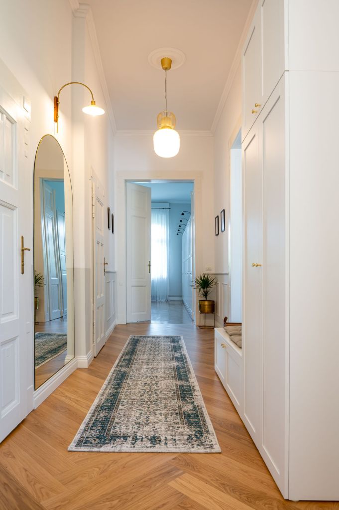 amenajare hol apartament palatul neptun 1