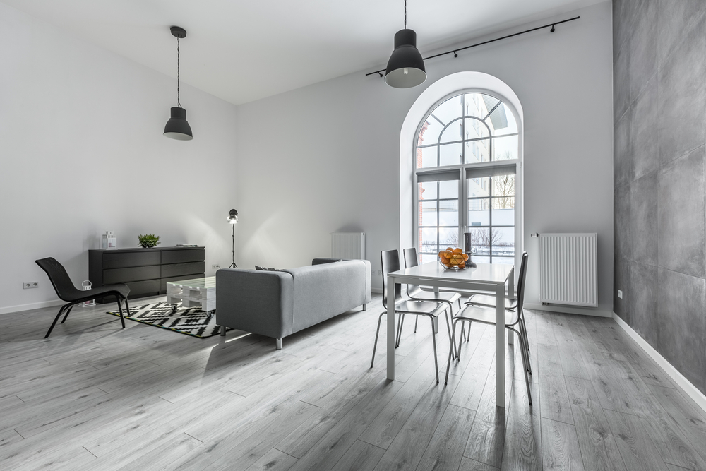 parchet gri asortare amenajare interioara