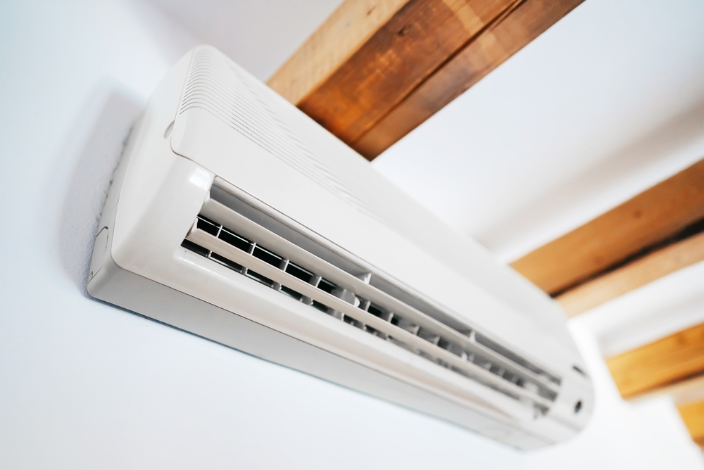 aparat de aer conditionat pe perete