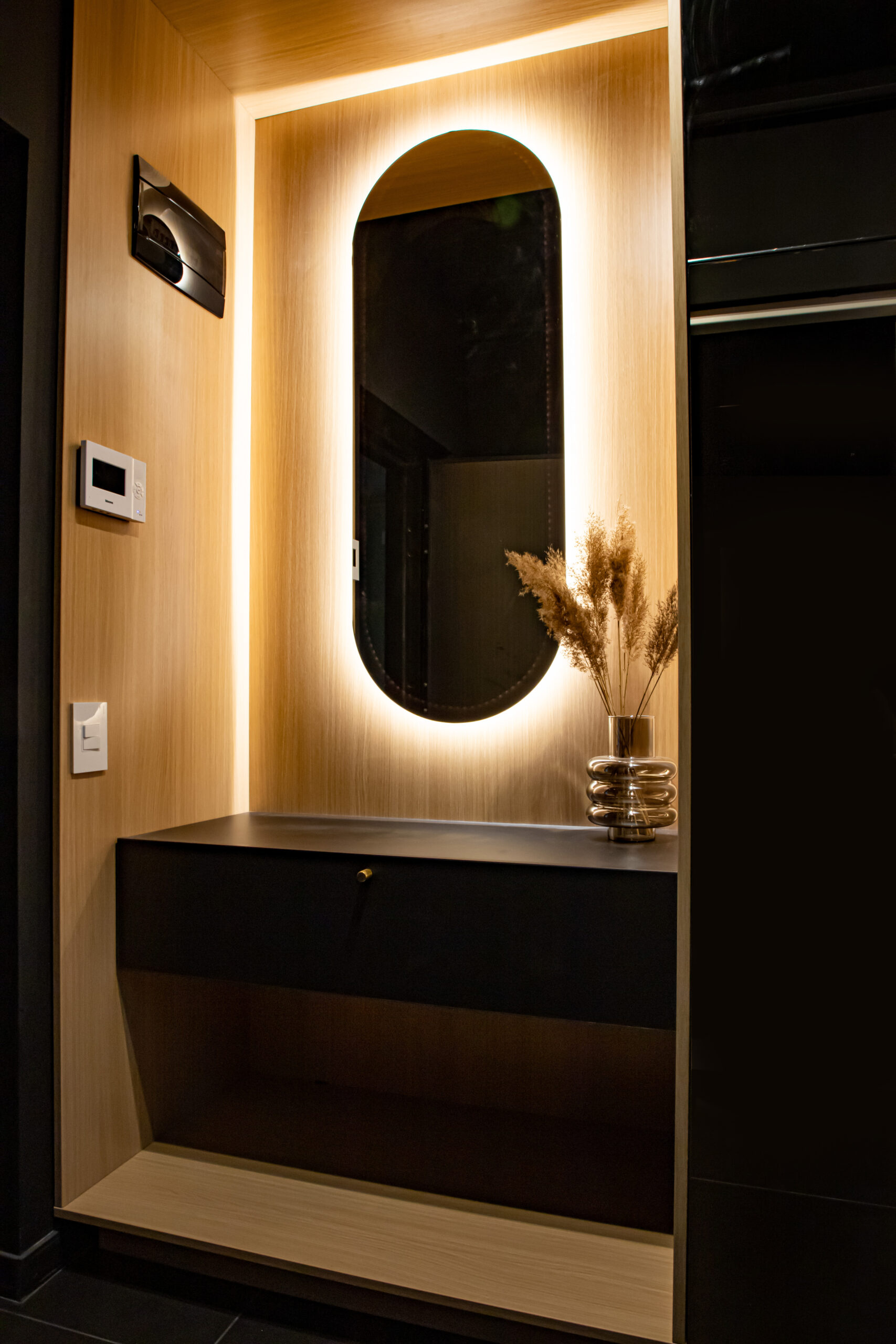 apartament Cluj oglindă intrare