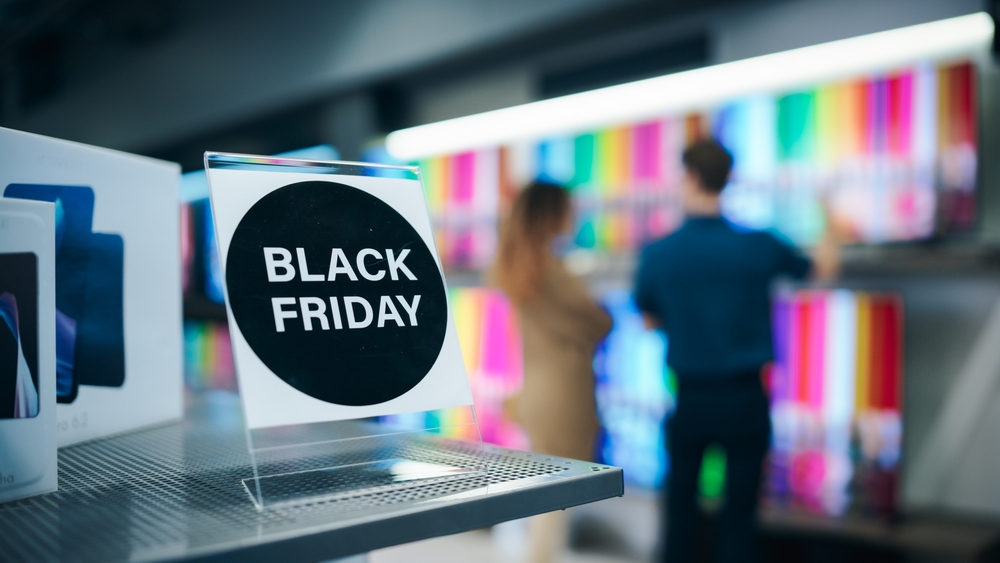 black friday reduceri in magazin si online