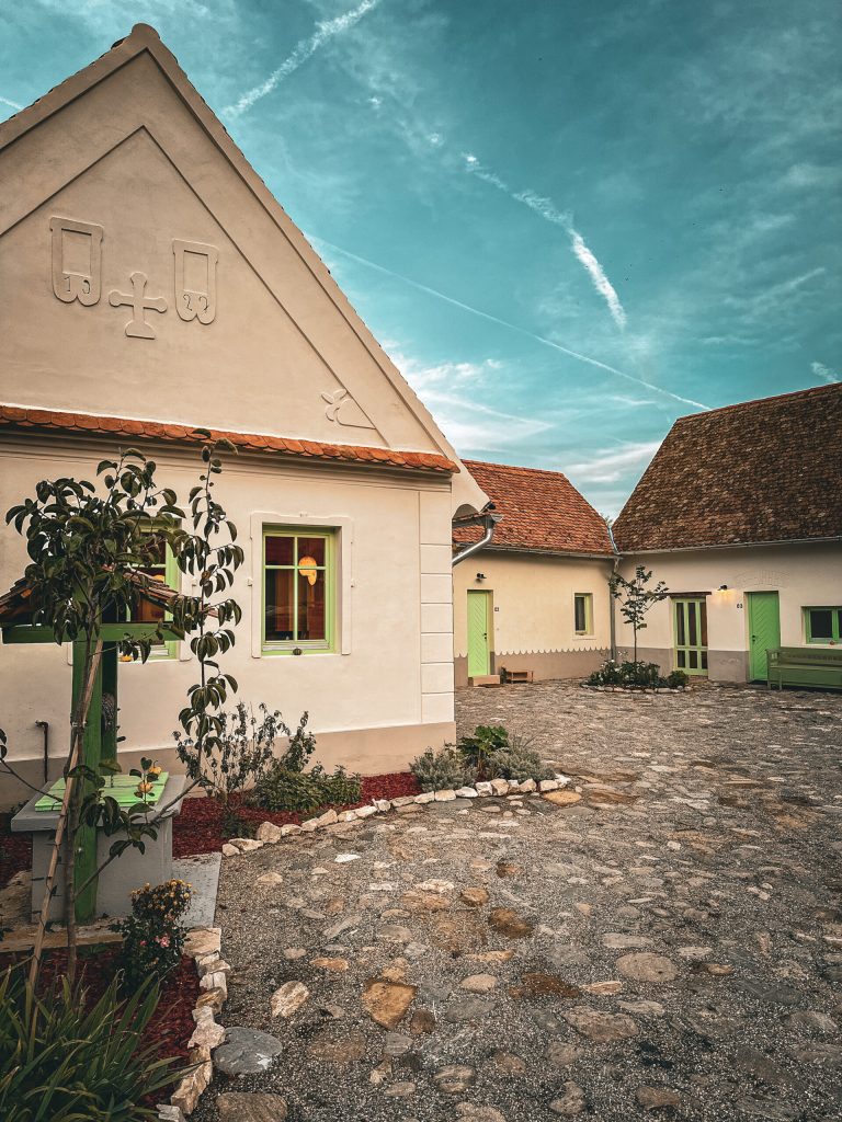 Porumbacu 216