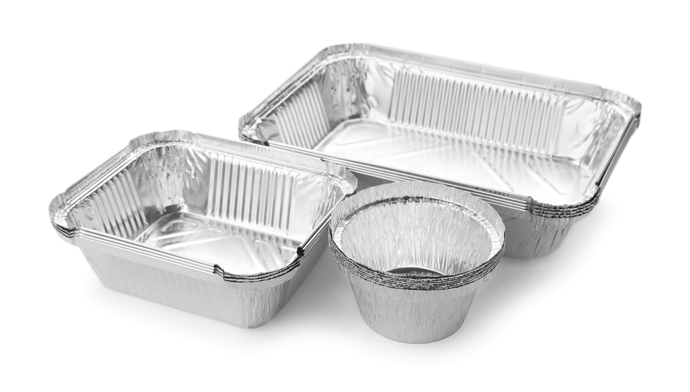 recipiente de aluminiu puse la cuptorul cu microunde
