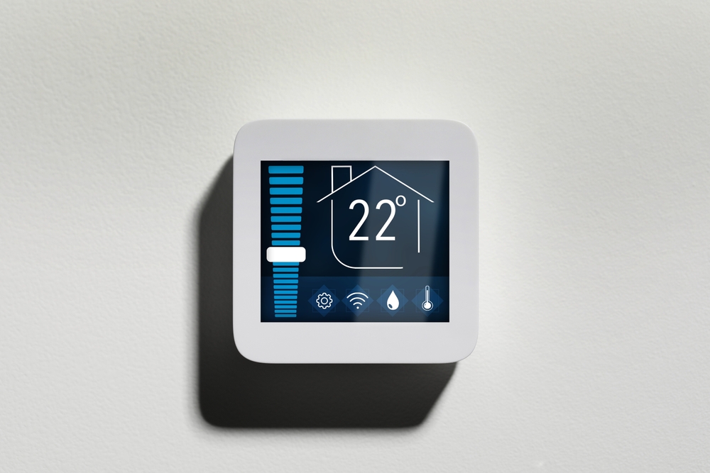 termostat inteligent care arata temperatura in casa iarna