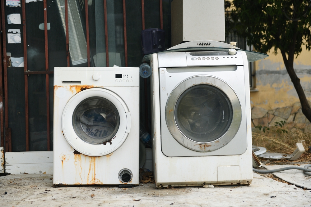 masini vechi de spalat care trebuie reciclate
