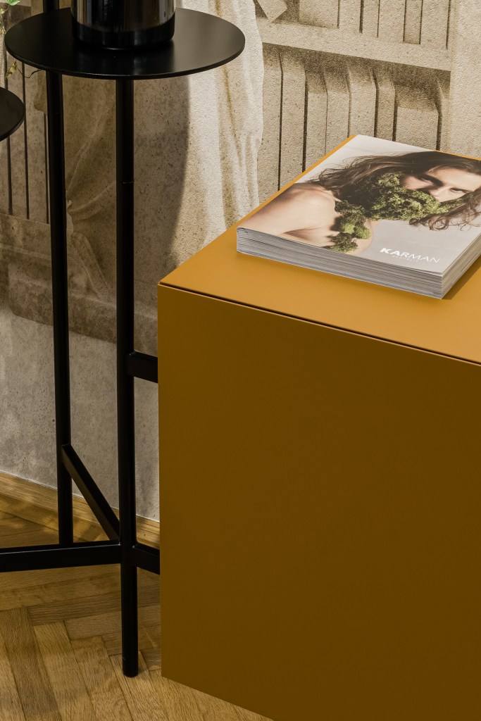 iconist showroom