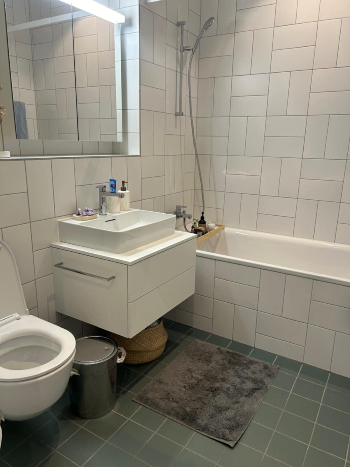 Românului îi place viața aici și spune că sistemul îl ajută