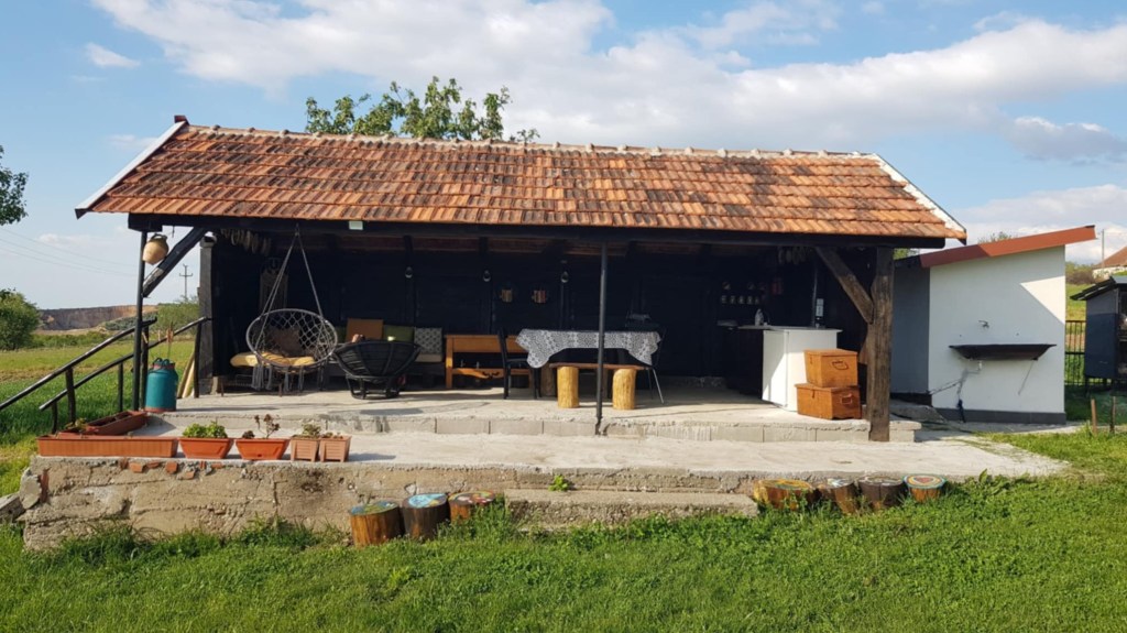 Foișorul din prezent obișnuia să fie un coteț de porci