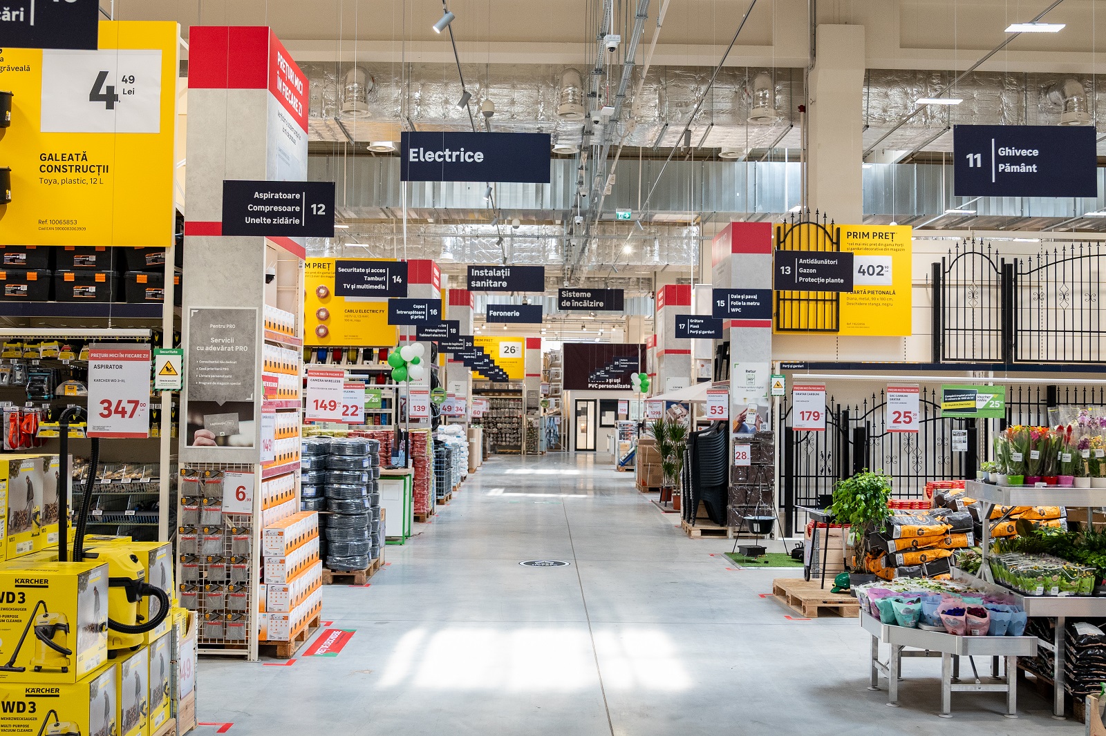 interior magazin Leroy Merlin Pantelimon