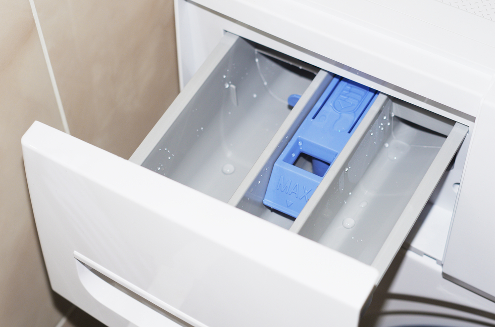 compartiment balsam cu apa al mașinii de spălat