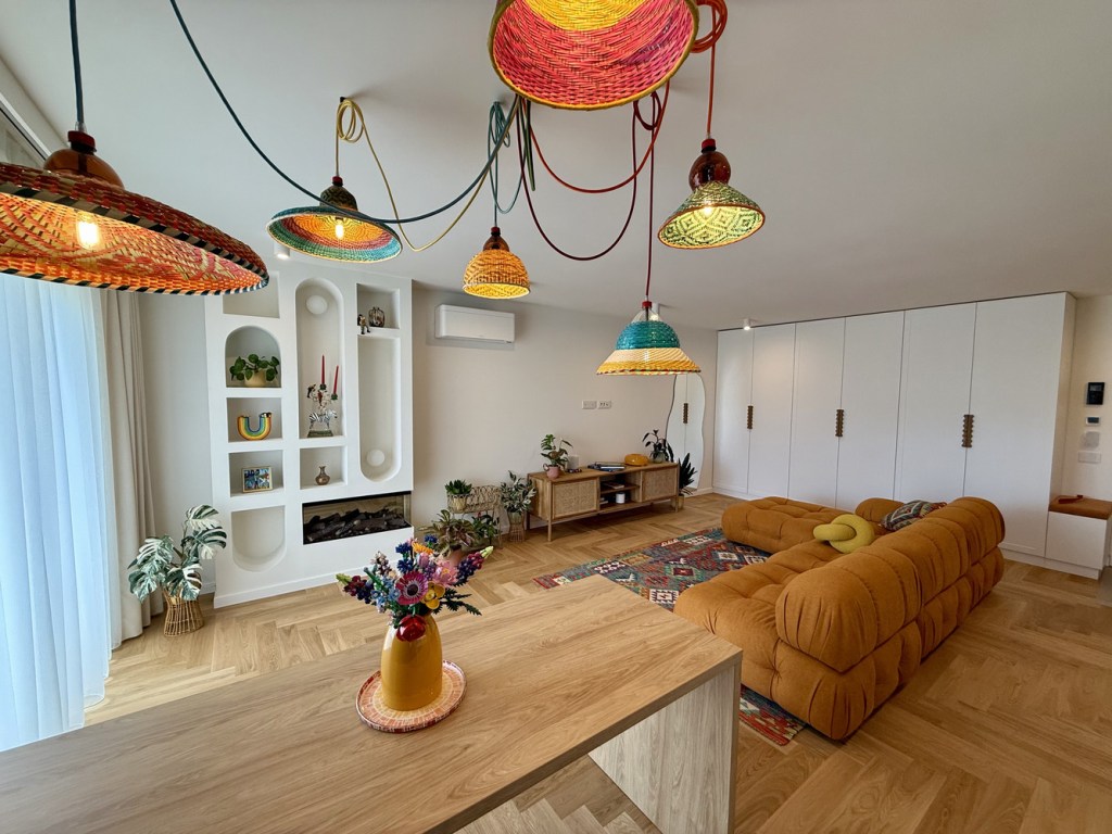 Aura și Dan și-au dorit un apartament ca o vacanță