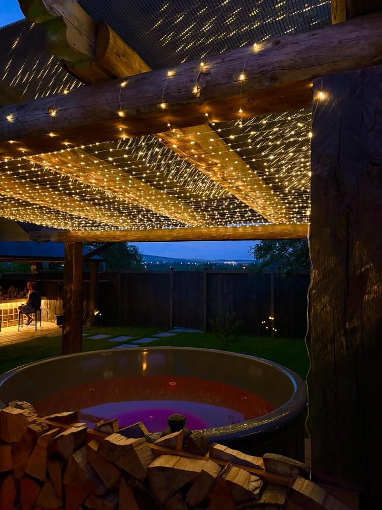 Martyna și Eduard au lucrat singuri la casă, aproximativ 80% din timp