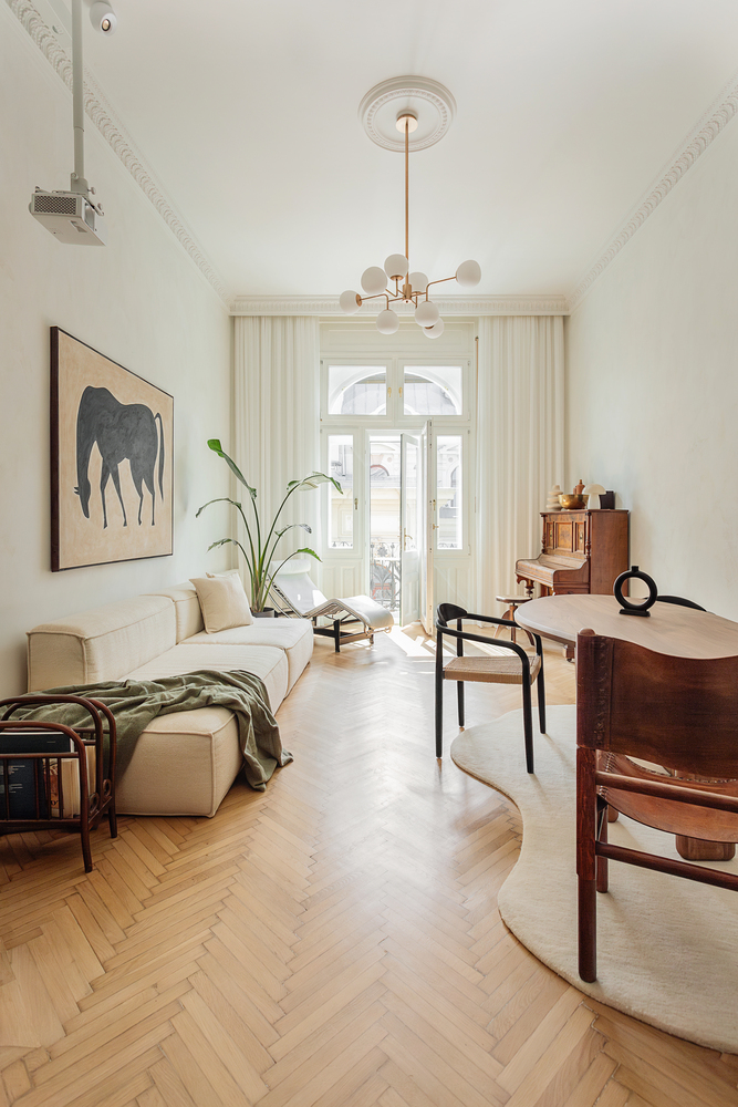 Apartamentul principal are o suprafață de aproximativ 82 de metri pătrați - FOTO: Andreea Iancu