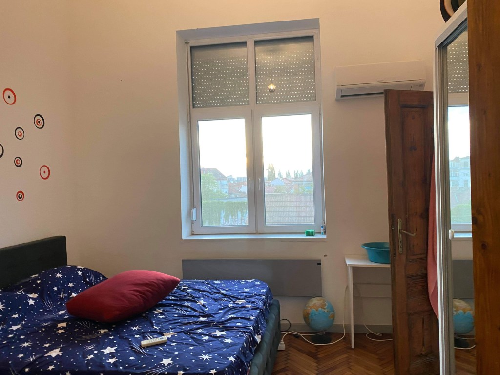 Cum arăta apartamentul înainte de renovare
