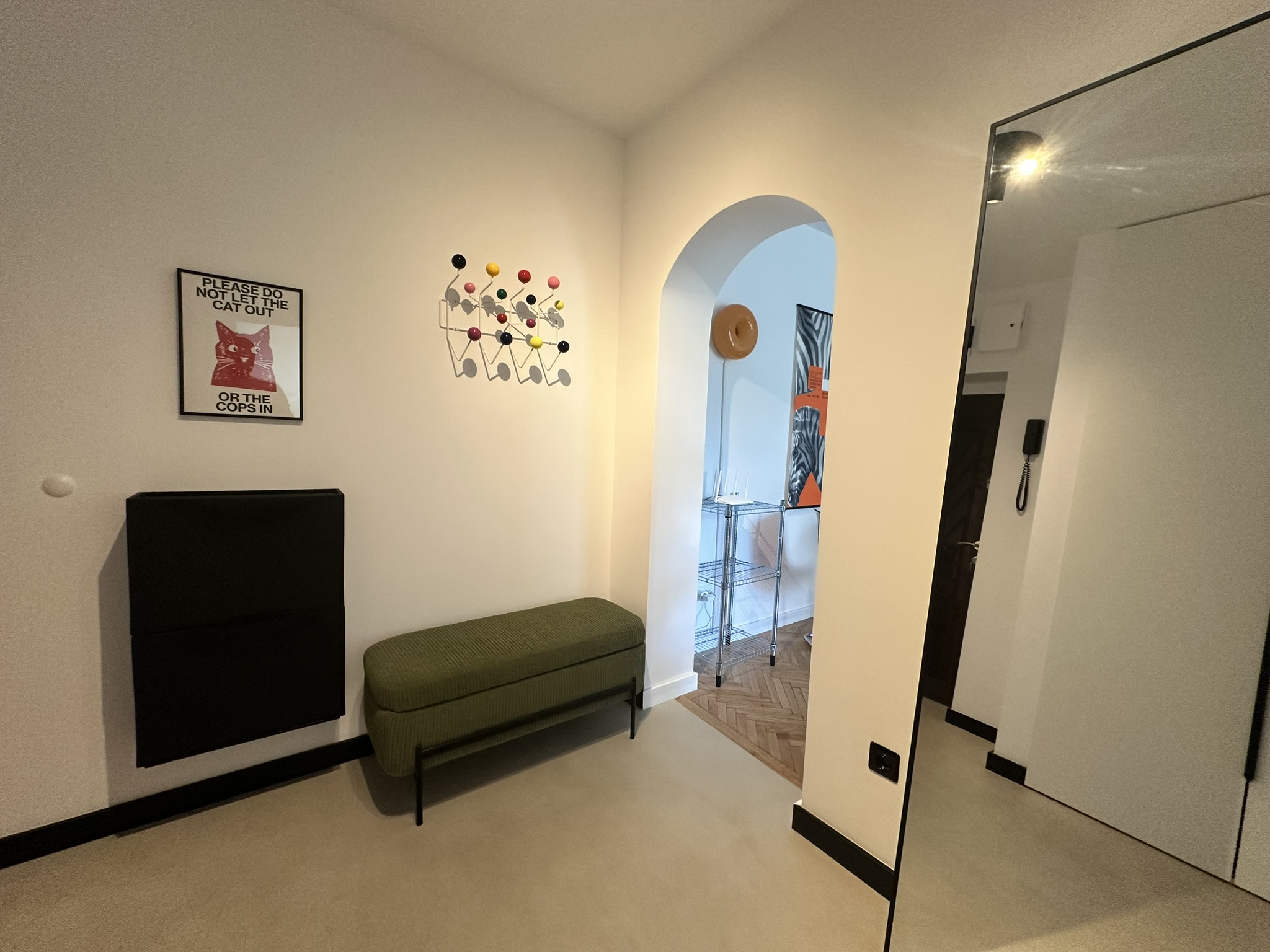 amenajare hol intrare apartament comunist