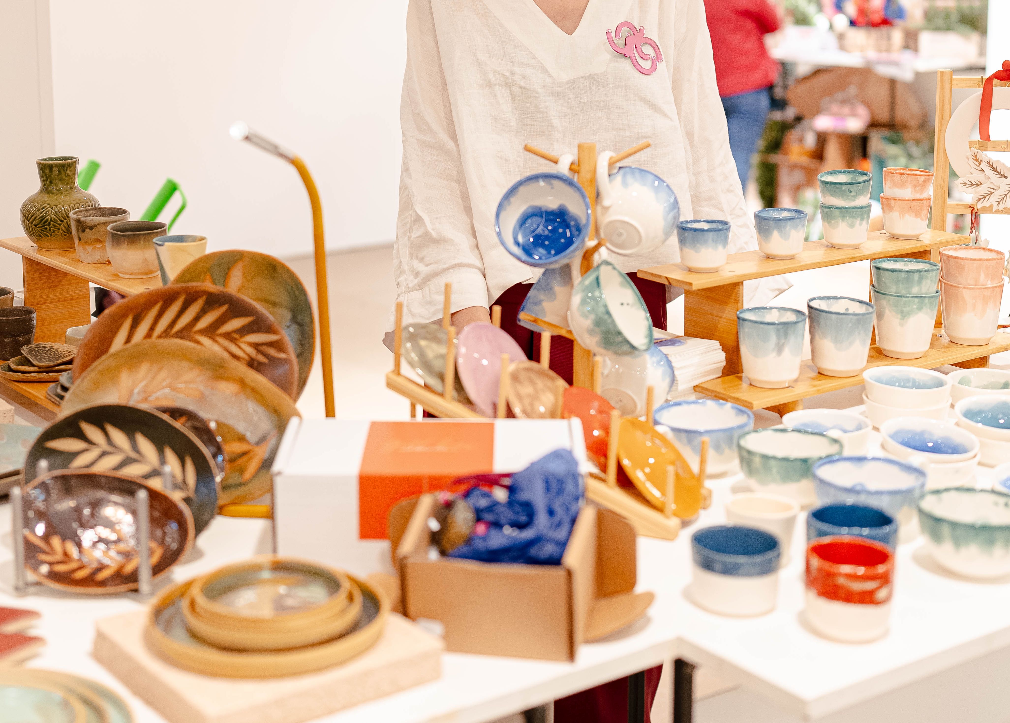 targ cadouri de craciun noel obiecte din ceramica