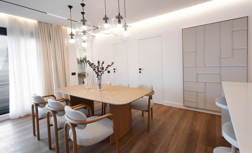 Costul final al renovării și al amenajării a fost de peste 100.000 de euro