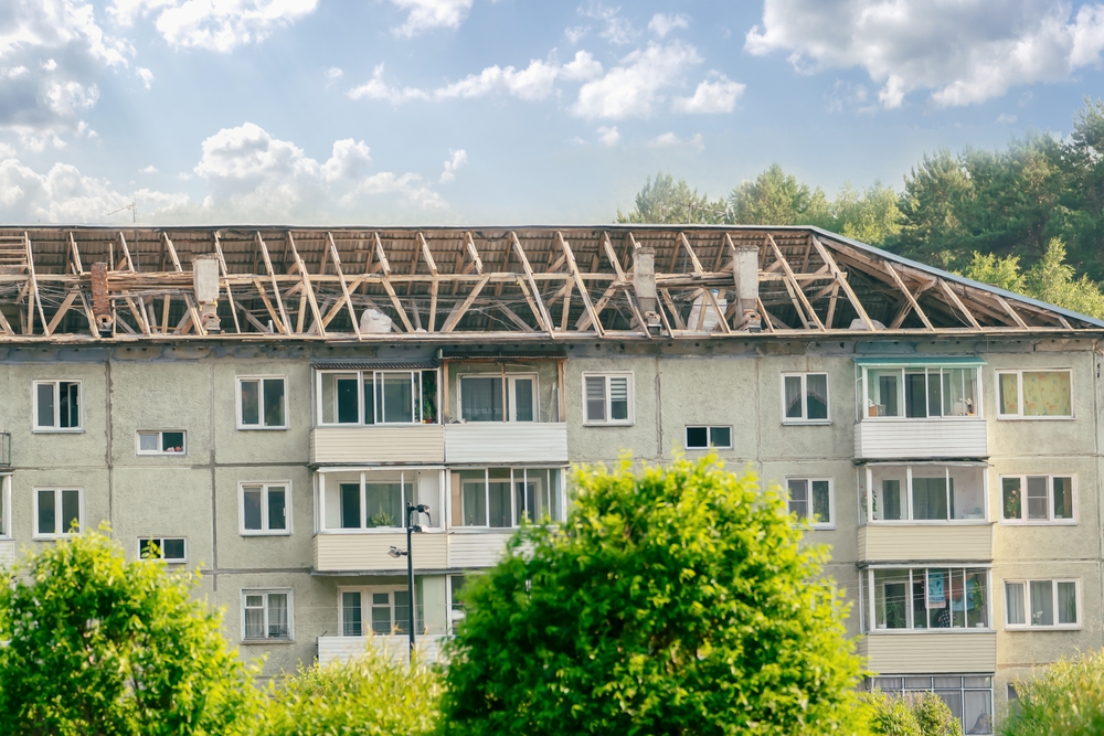 reparație acoperiș bloc cine plătește conform legii