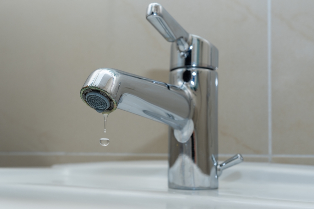 robinet care picura incontinuu