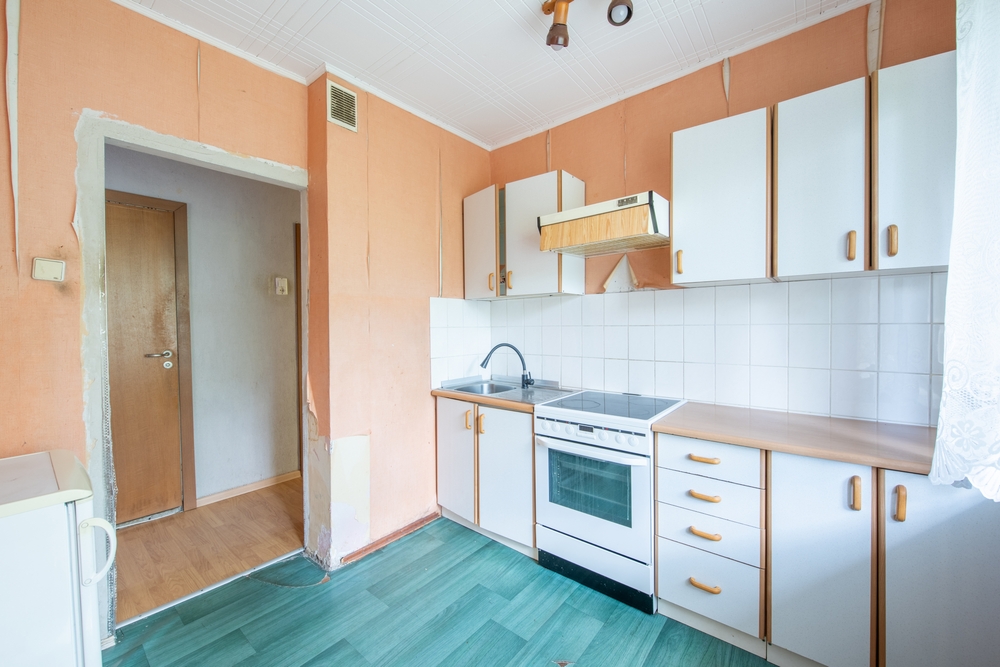 bucătărie apartament vechi verificare înainte de cumpărare