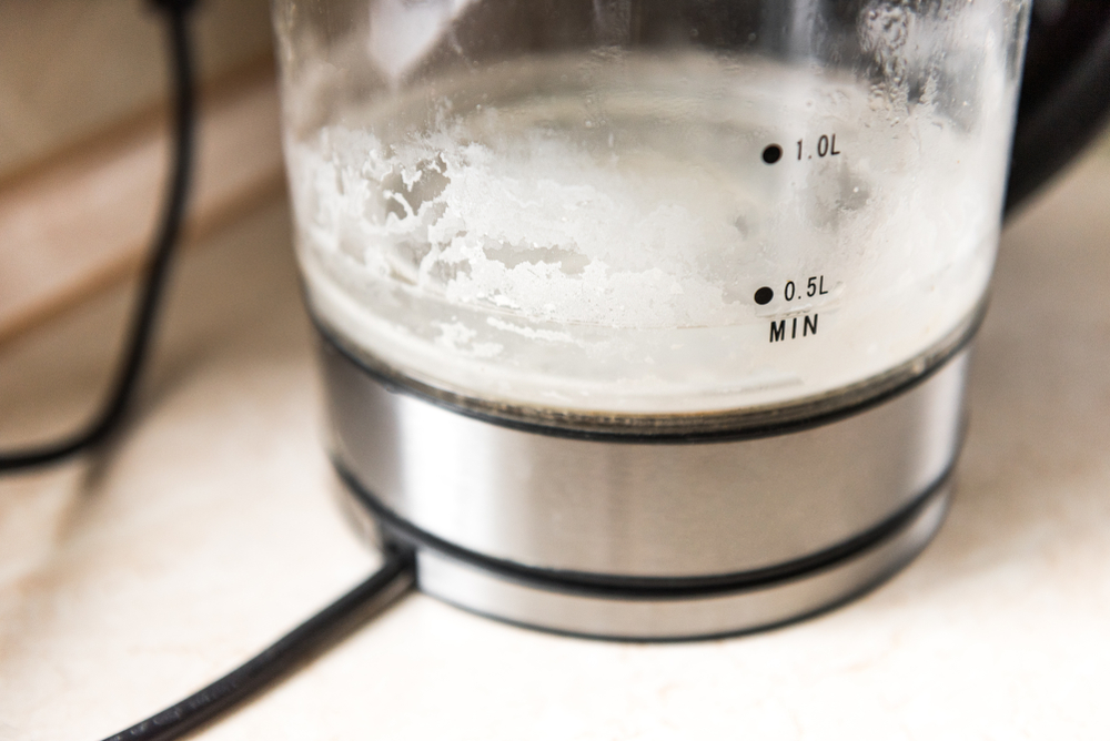 depuneri calcar pe vase 