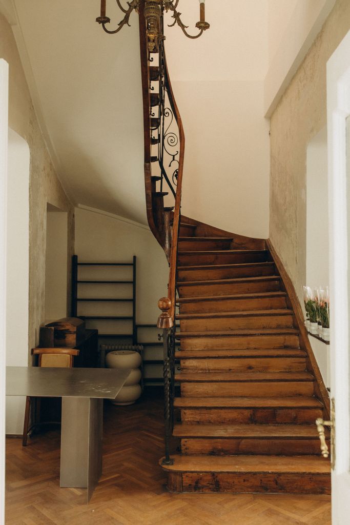 Cum arăta casa Siminei Mezincescu, înainte să devină Casa Plantelor by Floral Soul. FOTO: Nadya Glo